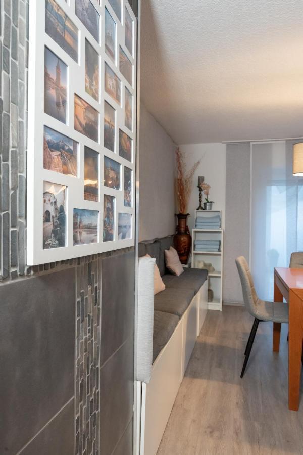 #1 Modernes Zimmer Mit Pool Und Garten Memmingen Bagian luar foto