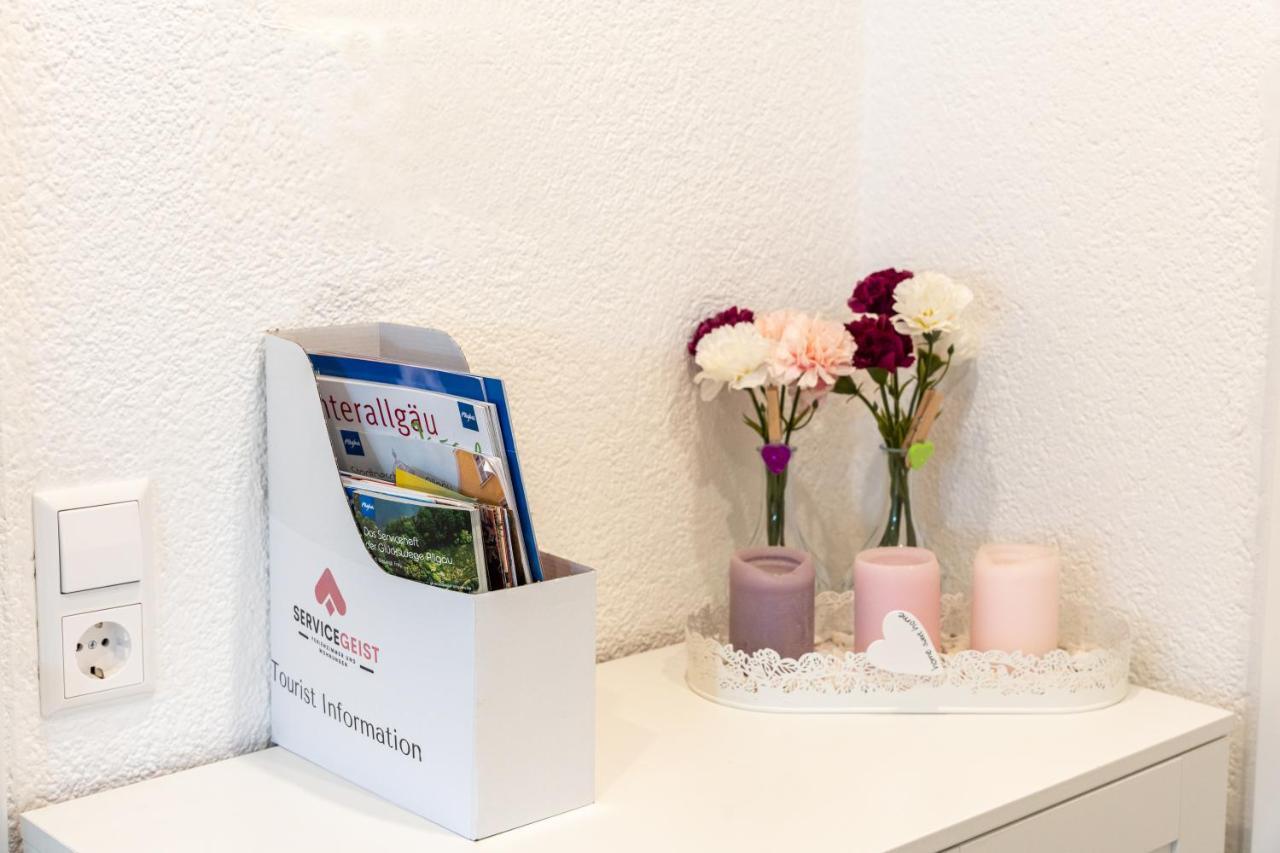 #1 Modernes Zimmer Mit Pool Und Garten Memmingen Bagian luar foto